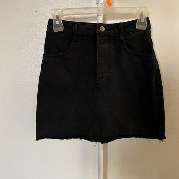 Brandy Melville Dresses & Skirts - Brandy Melville- Denim Skirt